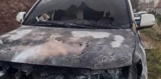 إحراق سيارة مواطن عائد من الغربة في مدينة إب يثير مطالبات بالتحقيق وملاحقة الجناة