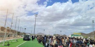 آلاف المواطنين يؤدون صلاة الغائب على روح الرئيس هادي في الوضيع بأبين مسقط رأسه
