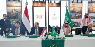 اتفاقية يمنية سعودية بـ150 مليون دولار لدعم الكهرباء وسط احتجاجات في عدن ومحافظات أخرى بسبب الانقطاعات الطويلة
