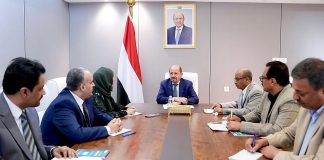 رئيس الوزراء يترأس اجتماعاً للجنة العليا لتسويق النفط لبحث استئناف التصدير