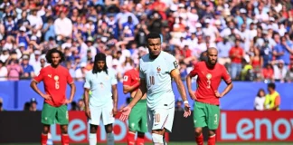 فرنسا تهزم المغرب وتبلغ نصف نهائي كأس العالم بثنائية مبابي وديمبيلي