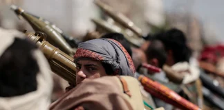 مصادر: إيران أرسلت قيادات من الحرس الثوري وعتاد صواريخ للحوثيين