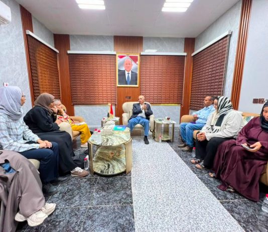 وزارة المياه والبيئة والقمة النسوية تبحثان تعزيز مشاركة المرأة في مواجهة التحديات المناخية