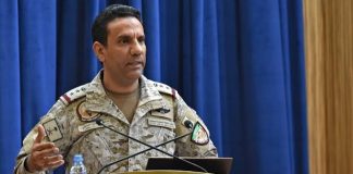 التحالف: ضربات دقيقة استهدفت مواقع عسكرية للحوثيين في الحديدة وتحذير من تصعيد جديد