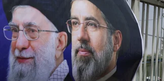 مجتبى خامنئي يتعهد بالثأر لوالده