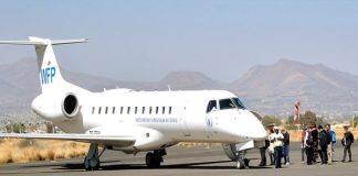 الأمم المتحدة تعلّق رحلاتها الإنسانية إلى صنعاء بعد الغارات الأخيرة على المطار