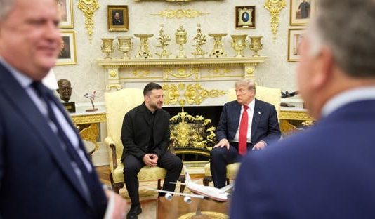 زيلينسكي يُعلن موافقة ترامب على منح كييف تراخيص لإنتاج صواريخ “باتريوت” محلياً