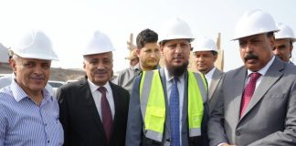 بدء أعمال صيانة جسر البريقة القديم لتعزيز شبكة الطرق في عدن
