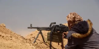 القوات الحكومية تكثف ضرباتها ضد مواقع وتحركات الحوثيين في عدة جبهات
