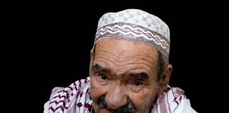 نائب الأمين العام للحزب والاشتراكي اليمني يعزّي وكيل محافظة صنعاء عبداللطيف المرهبي في وفاة والده