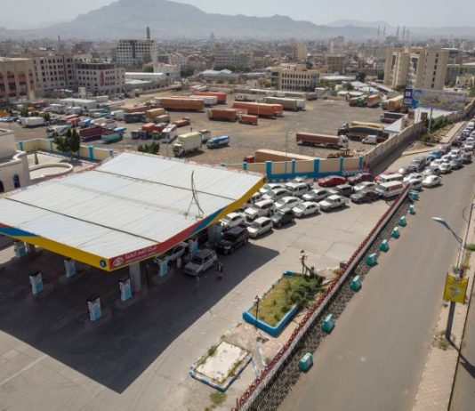 جرعة سعرية جديدة.. مليشيا الحوثي ترفع أسعار المشتقات النفطية في مناطق سيطرتها