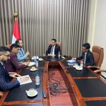 الأبارة يبحث مع «الهجرة الدولية» تطوير أطر إدارة النزوح والهجرة غير النظامية في اليمن