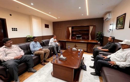 الحالمي يبحث مع «هابيتات» تنفيذ مشاريع سكنية وخدمية في لحج