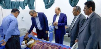 الزنداني يتفقد جرحى القوات المسلحة في مستشفى عبود بعدن ويوجه بتعزيز الرعاية الطبية