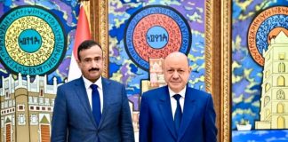 العليمي يبحث مع محافظ شبوة مستجدات الأوضاع الأمنية والخدمية والجاهزية العسكرية