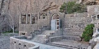 تصاعد الجدل حول معبد هنجراج متاجي بعد ظهور عقد تأجير قديم.. مطالبات بإلغاء التصرف وحماية معالم عدن التاريخية