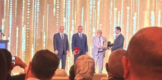 جائزة أفضل بحث علمي من مصرف ليبيا المركزي لنائب محافظ البنك المركزي اليمني أ.د. محمد عمر باناجة