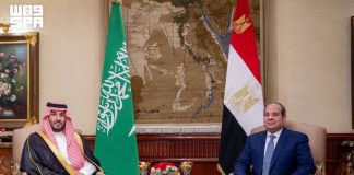 السيسي ومحمد بن سلمان يبحثان أمن المنطقة ويؤكدان تعزيز التنسيق المصري السعودي