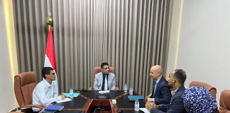 وزير الدولة المعني بالنزوح والهجرة يبحث مع ممثل صندوق الأمم المتحدة للسكان تعزيز الاستجابة لأوضاع النازحين