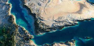 باب المندب في قلب الحرب.. الحوثيون ينقلون المعركة من العمق البري إلى الممر الدولي