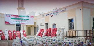 درع الوطن تطلق مشروعاً إغاثياً للنازحين من تعز في طور الباحة