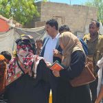 اللجنة الوطنية للتحقيق تزور مخيم الفردوس بعدن وترصد أوضاع النازحين وتوثق انتهاكات تعرضوا لها