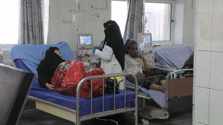 وزارة الصحة تحذر من انهيار كارثي للقطاع الصحي في تعز