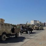 أنباء عن غارات جوية وإشتباكات عنيفة في جبهات الساحل الغربي وباب المندب